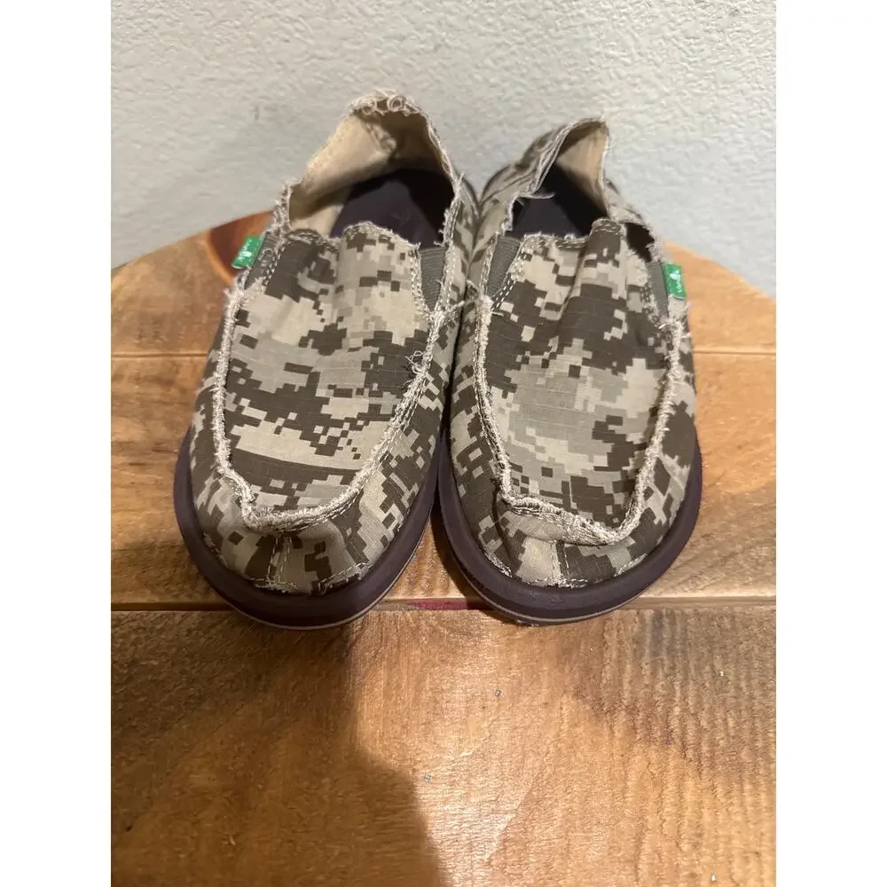 sanuk vagabond camo slip on casual shoes size 5